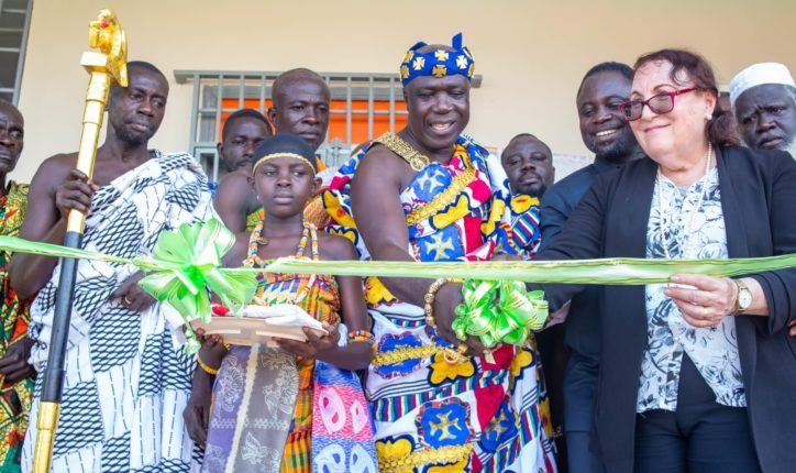 Helping Africa Foundation Provides Two Ghanaian Communities with ICT Centers.